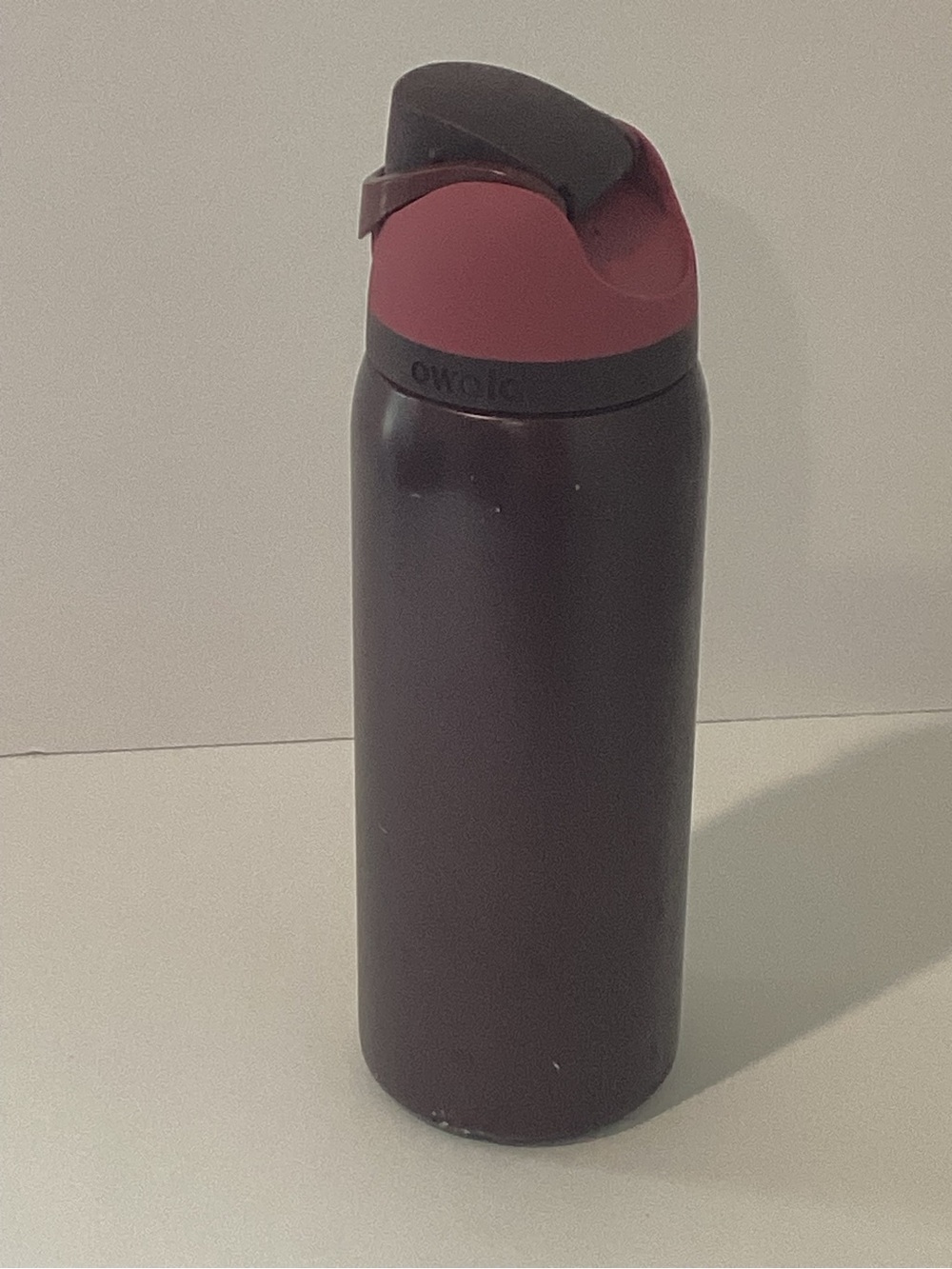 Insulated Burgundy Water Bottle with Maroon Lid